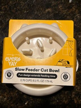 White Slow Feeder Cat Bowl